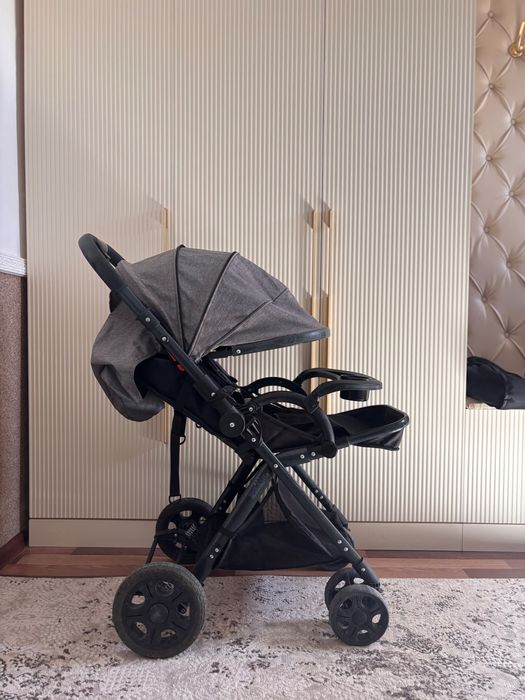 Коляска б/у хорошого качества