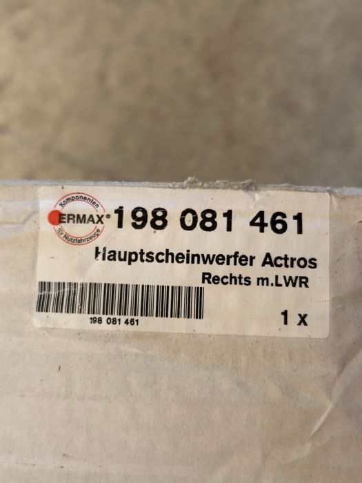 Far Mercedes Actros MP2 / Axor dreapta 2004-2008 NOU OEM