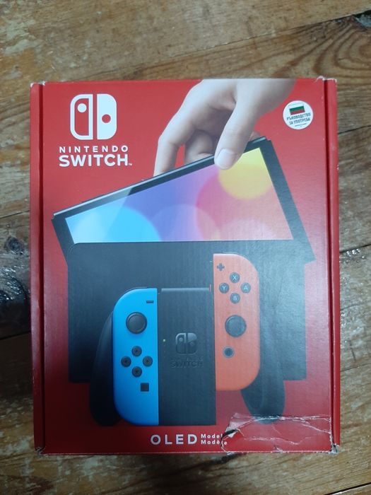 Nintendo Switch OLED с игри и аксесоари