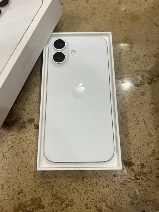 IPhone 16 128gb White