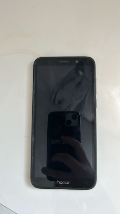 Продам телефон Honor