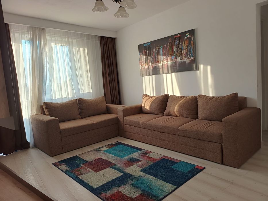 Apartament de inchiriat - 2 camere - Arad - zona bancilor / gara