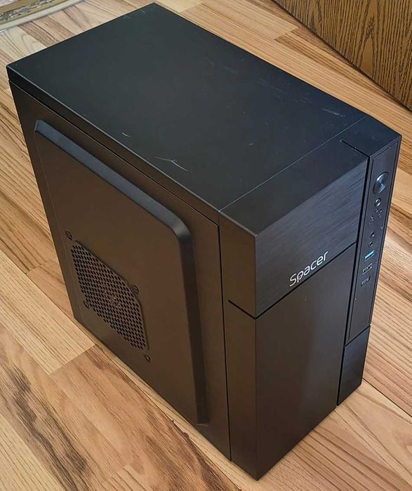 Vand carcase PC