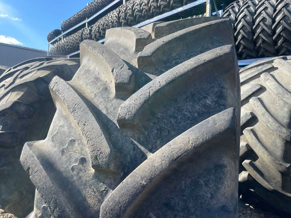 540/65r28 cauciucuri second hand pt fiatagri spate