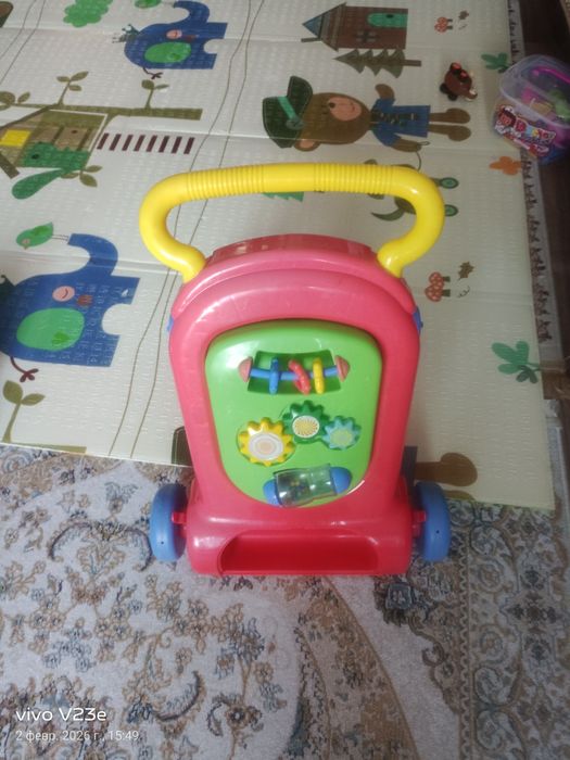 Продам детский каталку