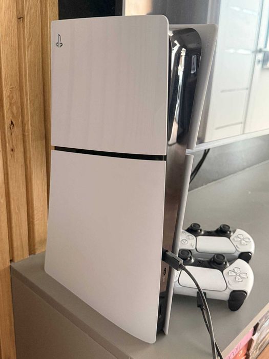 PlayStation 5 Slim Digital edition 1TB +Game (1+1 доп. джойстик)