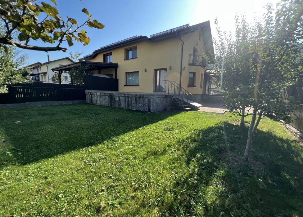 Inchiriez casa Bunloc