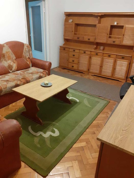 Proprietar închiriez apartament doua camere zona Olimpia
