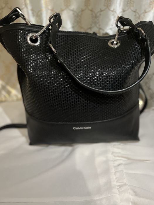 Geanta de umar kevin clain