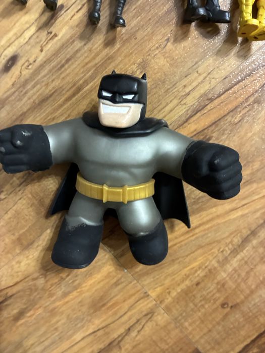 Фигурки героев гуджитсу и супергерои, соник