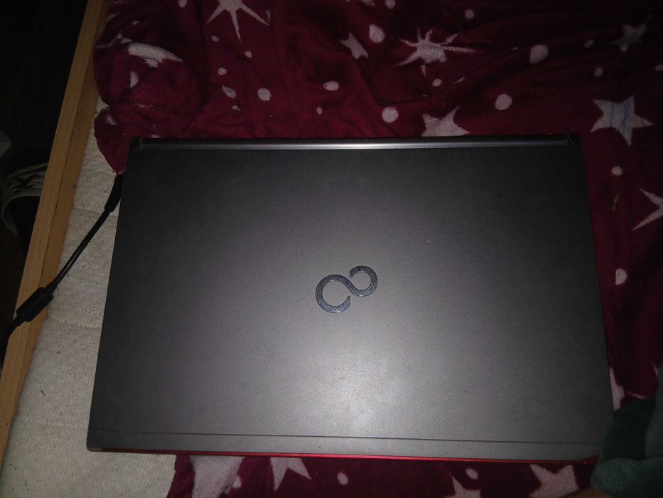 Laptop Fujitsu I5