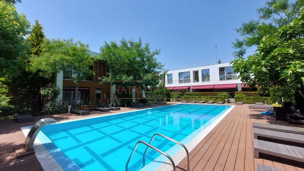 Продава се Къща в Бургас, Сарафово - 200 кв.м за 2750 €/кв.м - Снимка #11