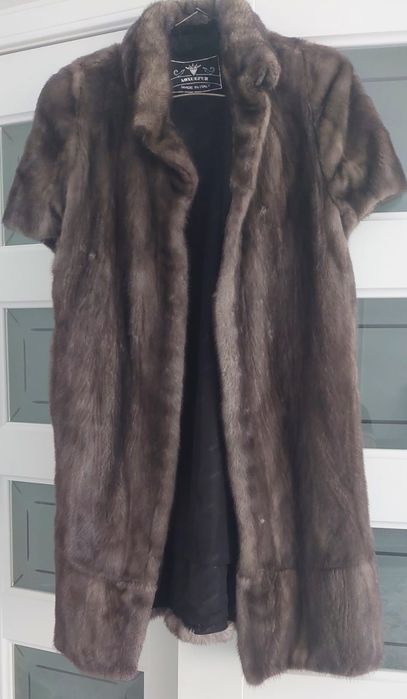 Меховые жилеты из норки и тасканы