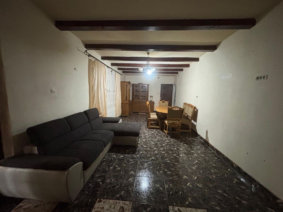 Casa de vanzare in Felnac Jud.Arad teren 644 m2
