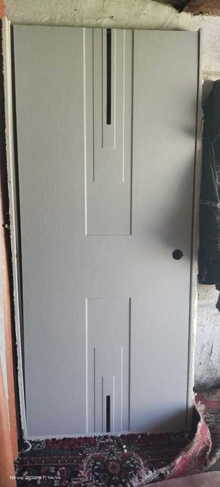 Продам комнатную дверь 194х80