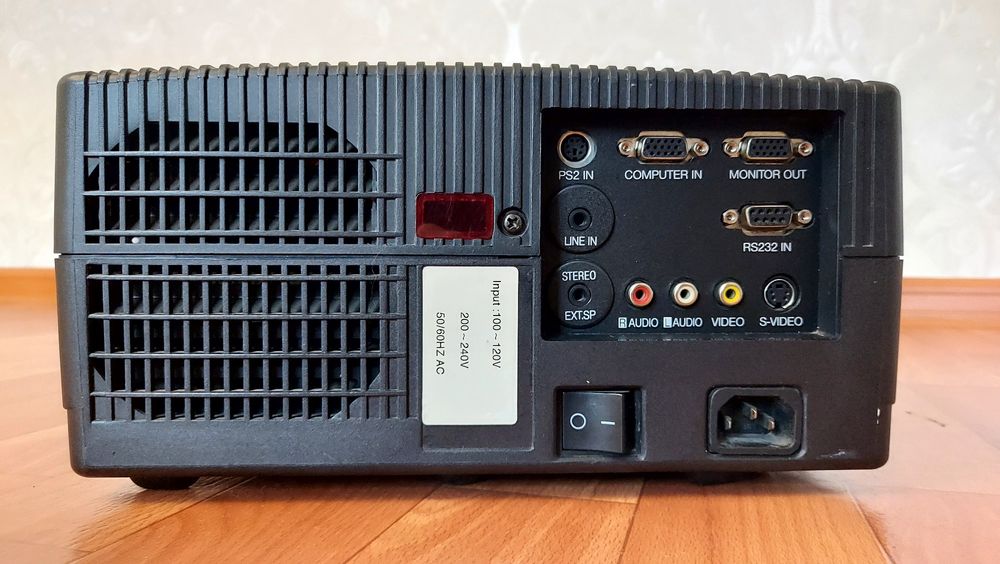 Проектор "ADARA"