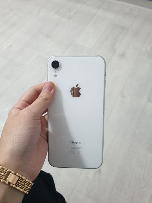 Айфон хр 64 гб 83%