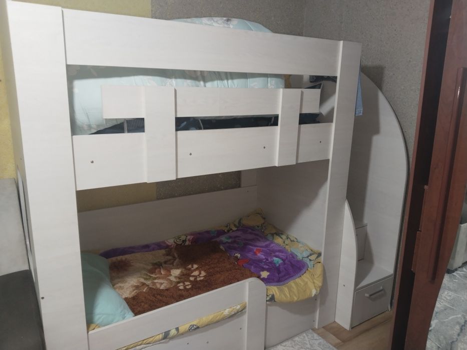 Кровать двухэтажная