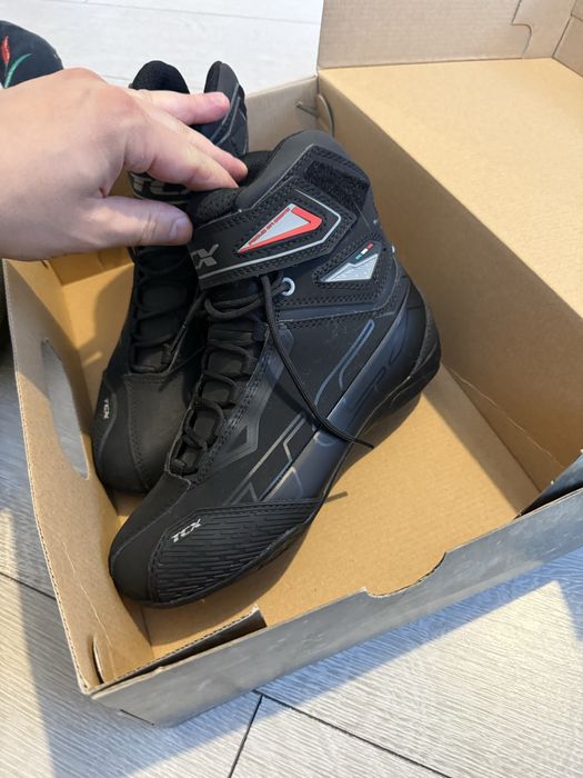 TCX обувки за мотор