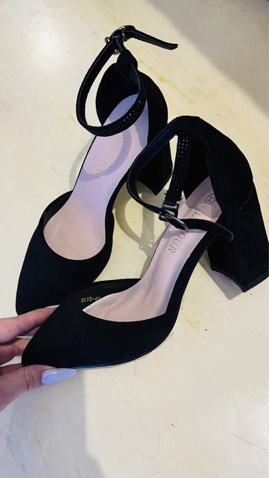 Туфли 34-35 р в идеал сост