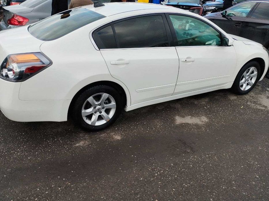 Продаётся Ниссан Алтима