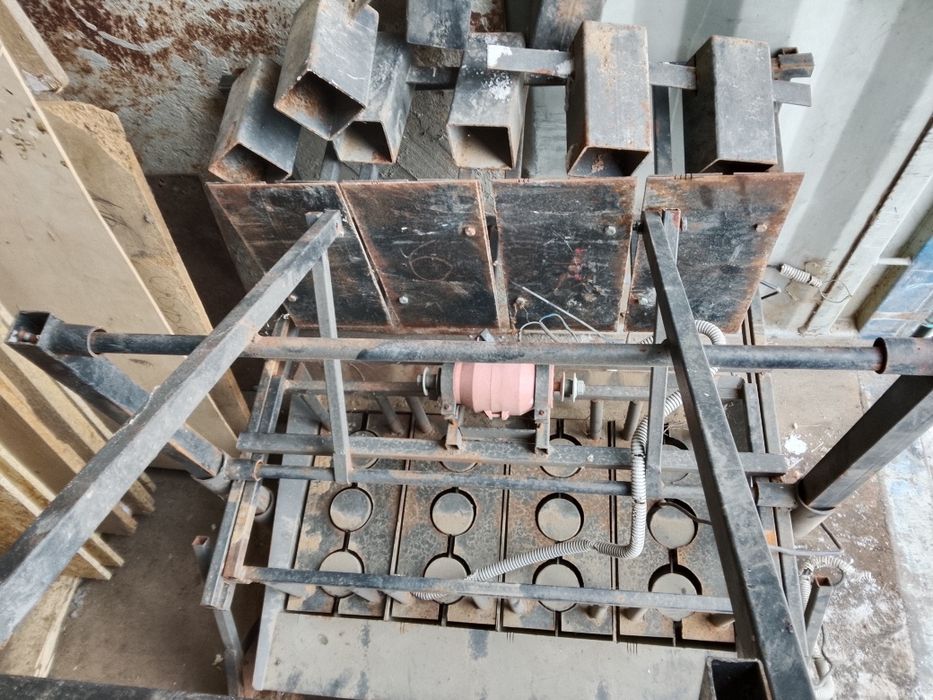 Станок для пескоблок или и.д.