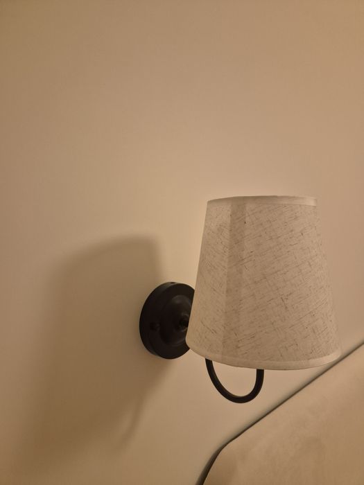 Светильник на стену