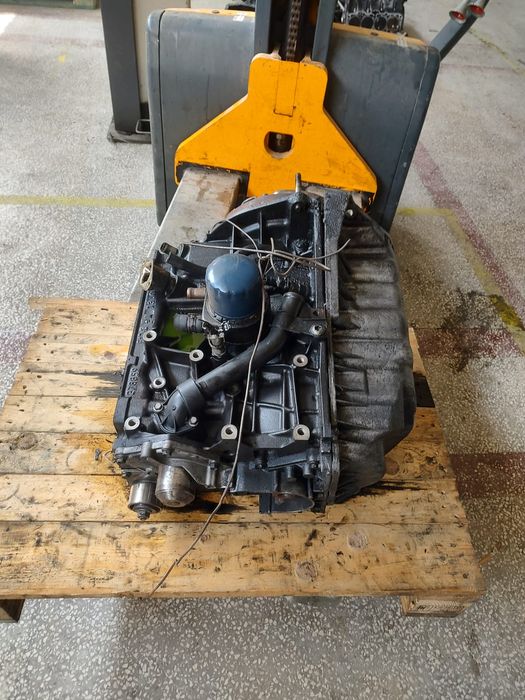 bloc motor ambielat  renault 1.9 dci cod motor f9q d 812 factura si...