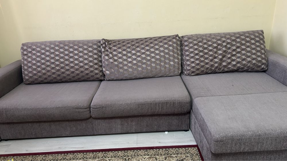 Продаю мягкий мебель
