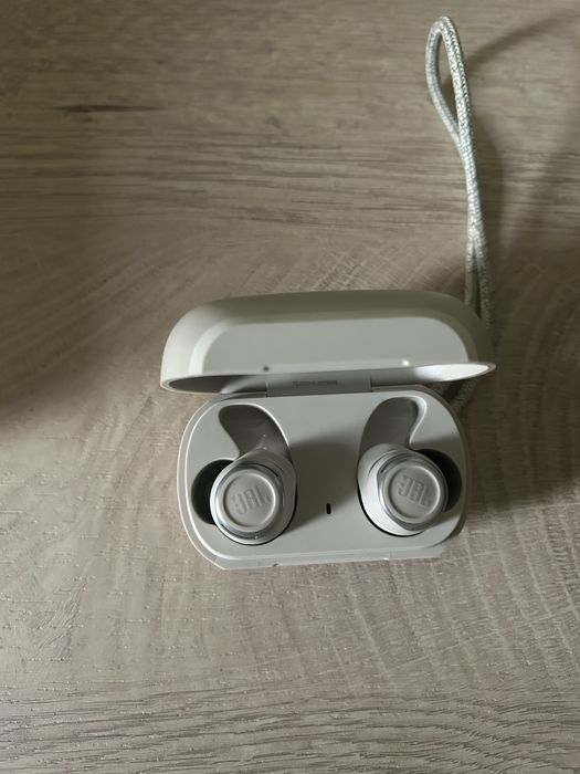 Безжични слушалки JBL - Reflect Flow Pro - нови