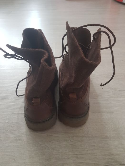Ghete dama Timberland din piele Marimea 37.