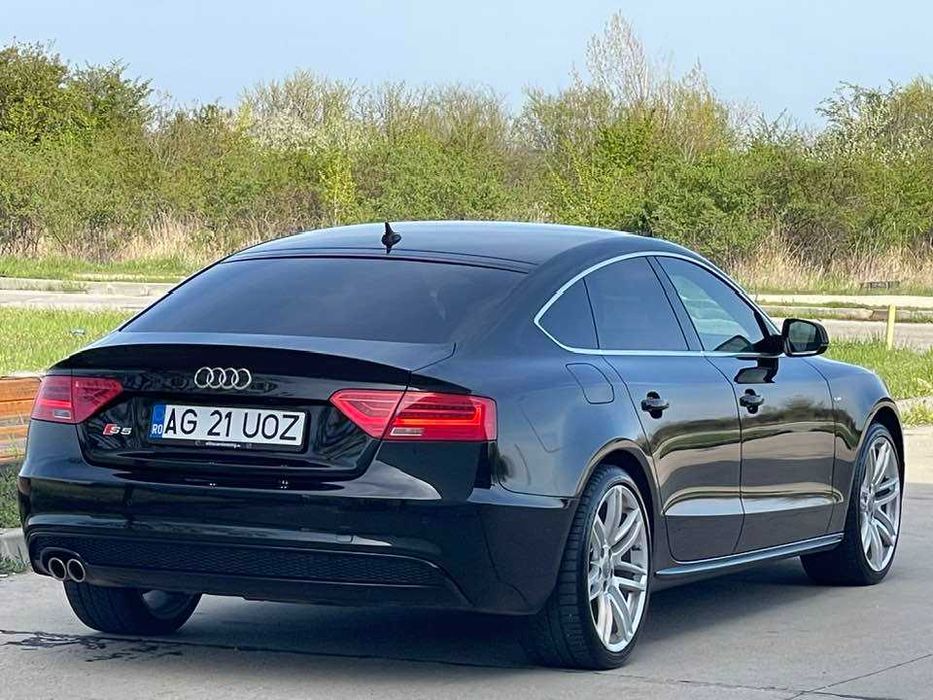 Audi A 5 /  S line / Euro 6 / 2.0 D /  190 Cp / Distronic / Line asisst / Facelift