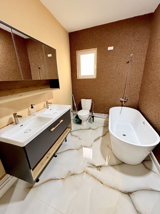 Apartament Regim Hotelier  Curte+Parcare Privata