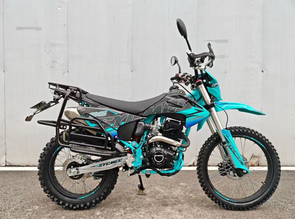 Продам Мотоцикл Эндуро 250,  300 куб