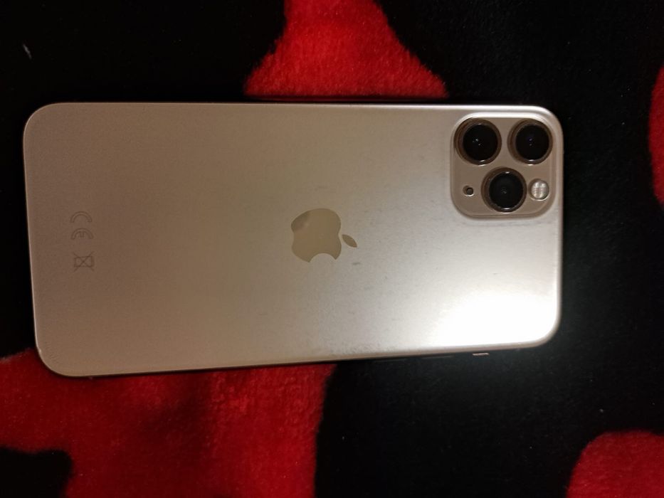 iPhone 11 pro, inca in garantie