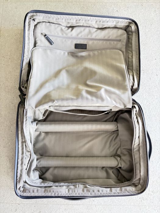Valiză cabină Ermenegildo Zegna din piele naturală – Luxury Carry-On Trolley