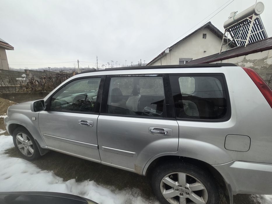 Vand Nissan x-trail radiat
