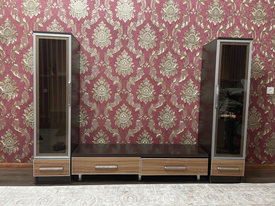 Комод- подставка под телевизор