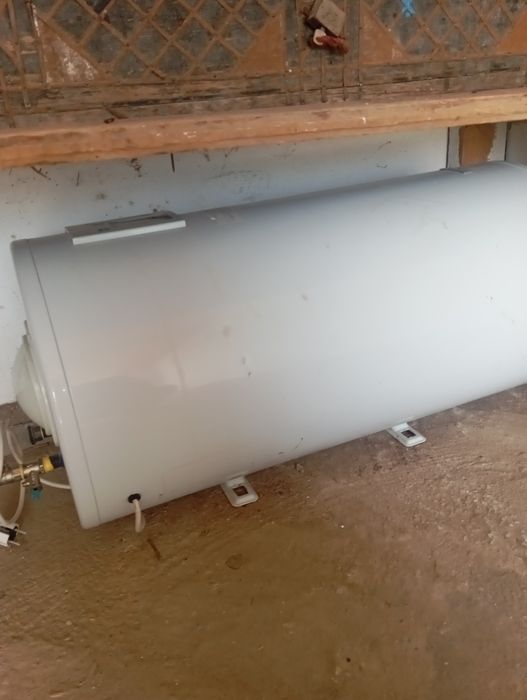 Аристон Bosch 80л