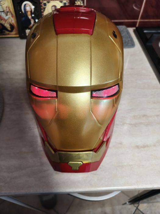 Casca Iron Man Aurie