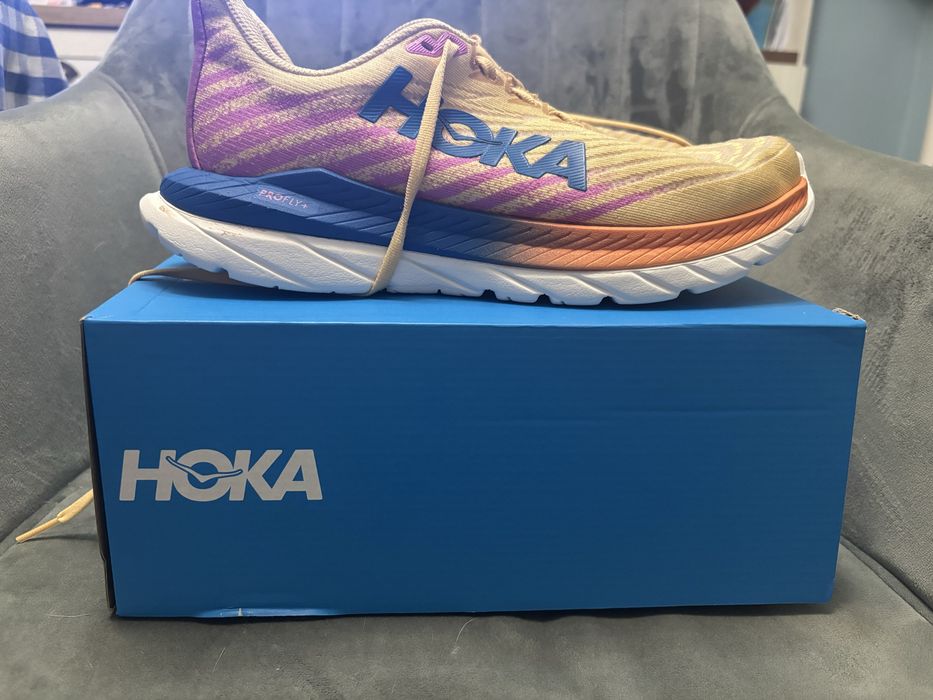 Маратинки Hoka Mach 5