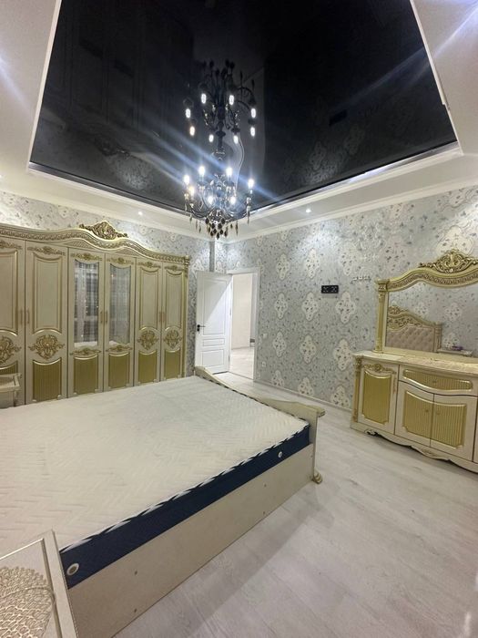 3 xonali yevro remont, barcha sharoitlarga ega uy arendaga beriladi.