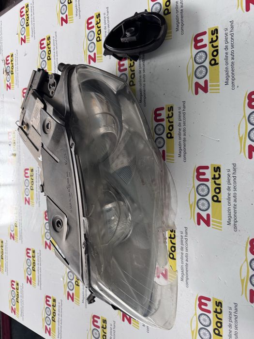Far stanga bi xenon adaptiv avariat spart VW Passat B6 2005-2010