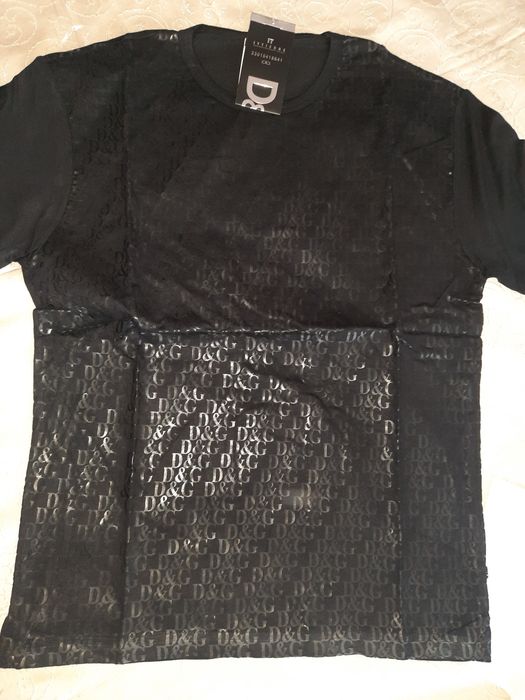 Стилна мъжка тениска