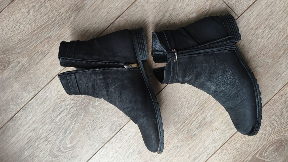 Пролетно-есенни боти 39