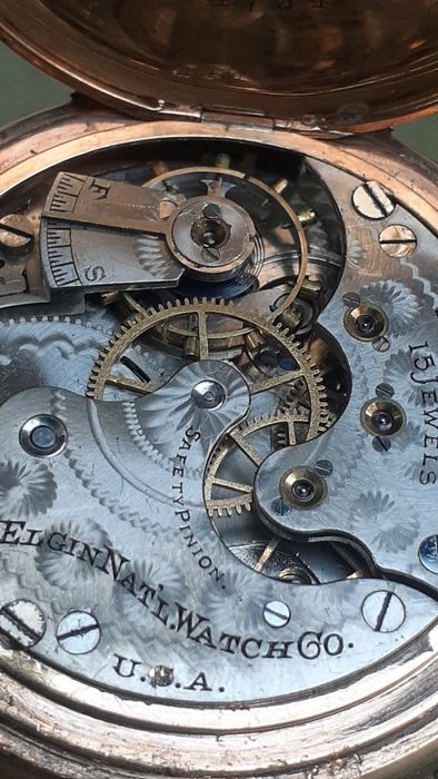 Часы антикварные позолоченные и серебряные