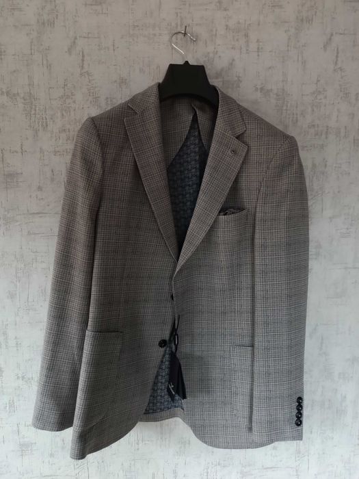 Ново сако на Teodor от серия travel jacket