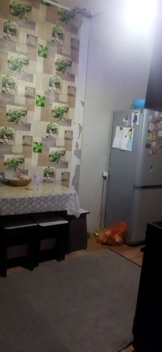 Продам 2 комнатную квартиру..