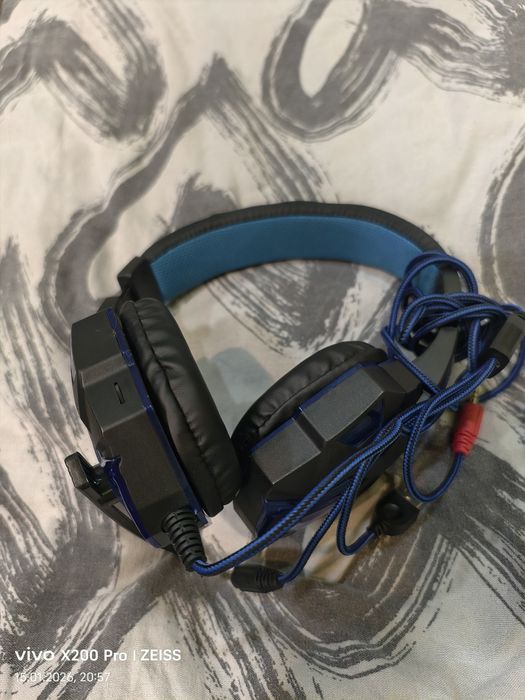 Продам проводные наушники