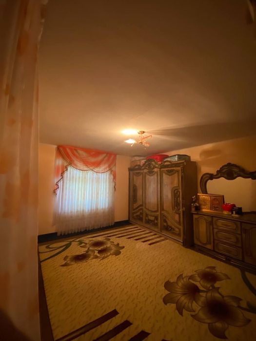 Uy sotiladi, hovli uy Gazalkentda